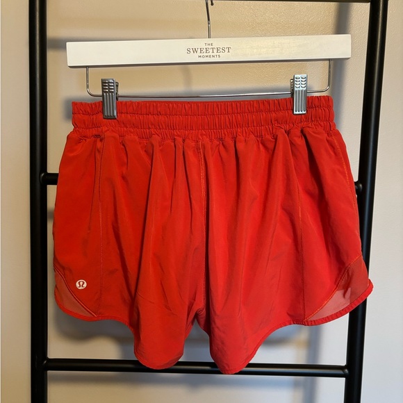 lululemon athletica Pants - Lululemon Hotty Hot shorts